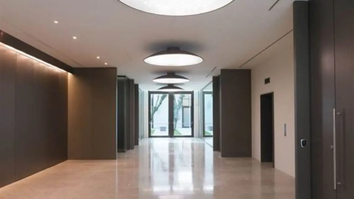 entrance desk - interior design - renovation and restyling - ilaria gatto architect - palazzo aporti milan