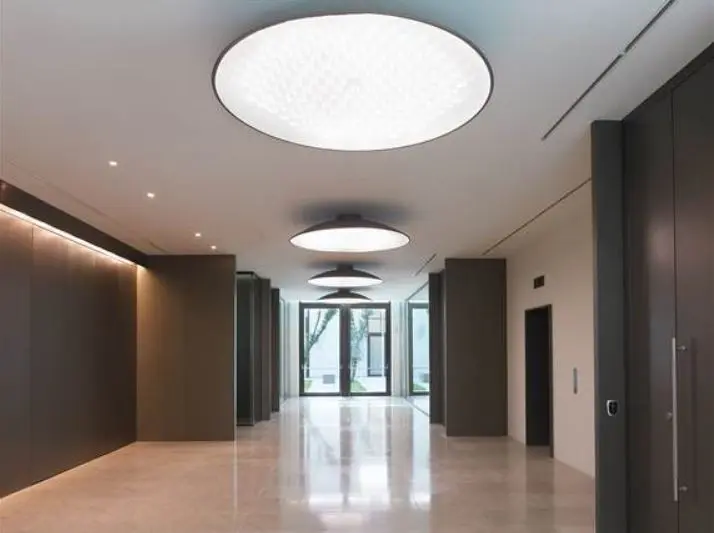 Internal Corridor and Doors Detail – Architecture – Ilaria Gatto – Palazzo Aporti Milano Italia