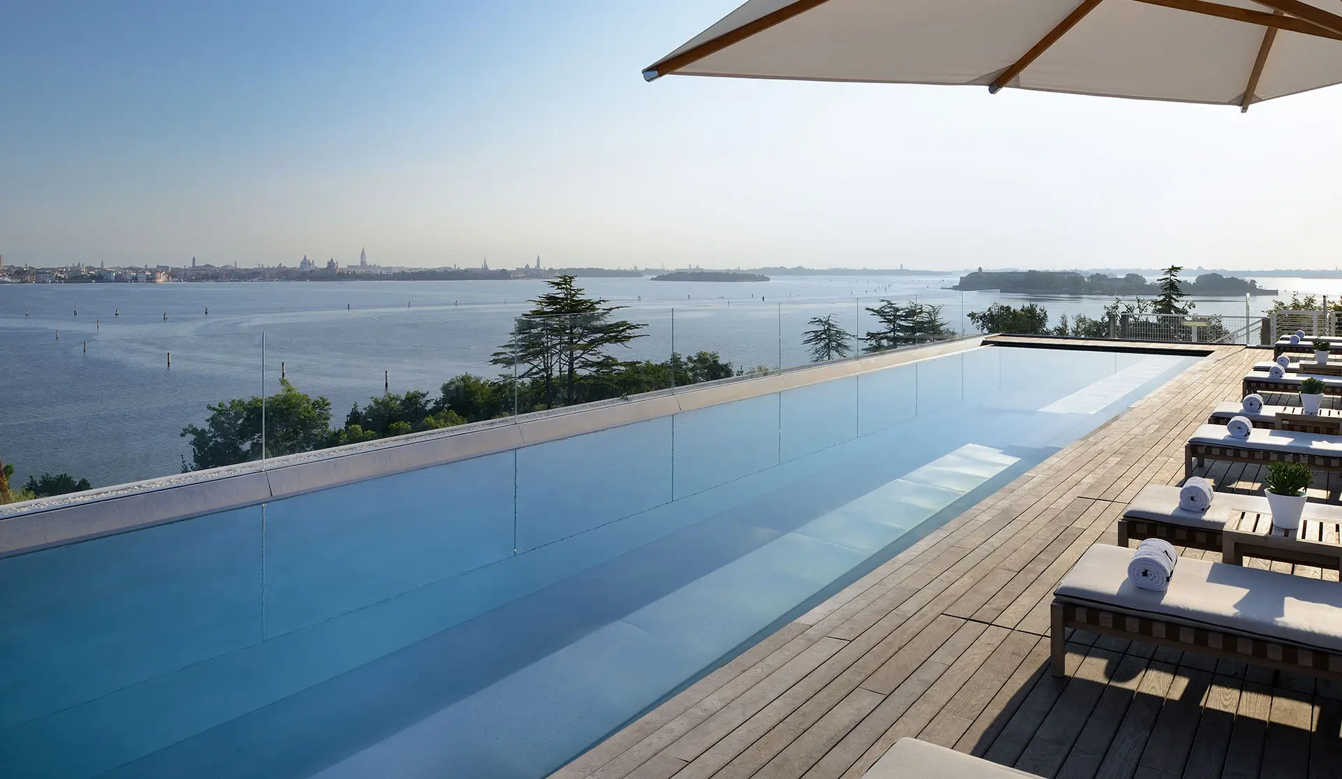 JW Marriott Hotel & Resort – Venice – Rooftop Pool View San Marco – Interior Design – Ilaria Gatto – architect