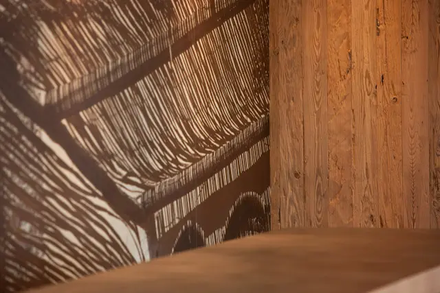 Mc Donalds Antas Restaurant Porto Portugal - Wood Detail - Interior Design - Ilaria Gatto - architect