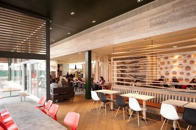 Mc Donalds Antas Restaurant Porto Portugal - View - Interior Design - Ilaria Gatto - architect